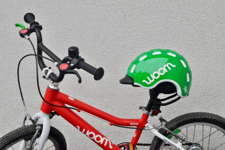 Der Ultimative Schutz Fur Kleine Helden Woom Helm Kinder Sicherheit Auf Zwei Radern